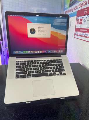 MacBook Pro Intel Core i7 15 Retina Display 16GB/1TB SSD image 3