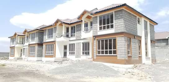 4 Bed Townhouse with En Suite at Enkasiti Kimalat image 9