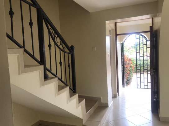 3 Bed House with En Suite at Mombasa Road image 2