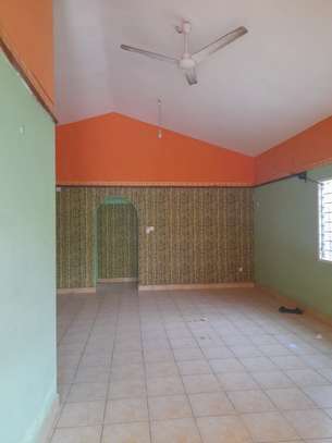 3 Bed House with En Suite in Bamburi image 20