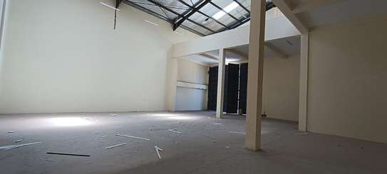6,000 ft² Warehouse with Parking in Ruiru image 1
