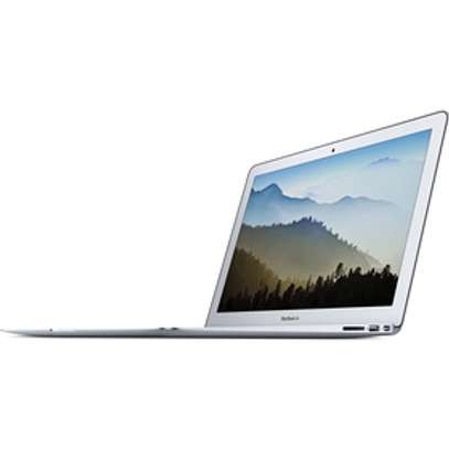Apple MacBook Air 2016 13”  i5 8GB RAM 256GB SSD image 2