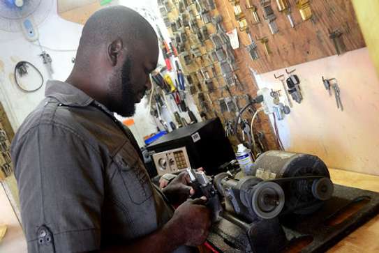 Key cutting/ locksmith services Nairobi,Kenya. image 1