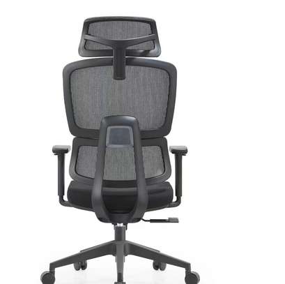 Office Chair:  Modern Design Adjustable Office Seat image 3