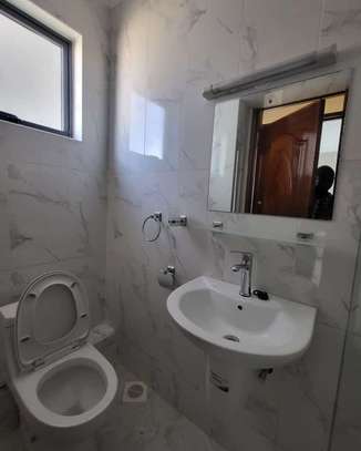 2 Bed Apartment with En Suite at School Lane image 9