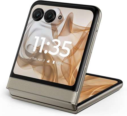 Motorola razr | 2024 | Unlocked | 8/256GB | 50MP Camera | image 4