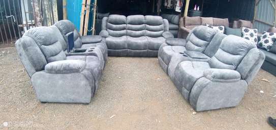 Recliner sofa set made in good quality material image 4