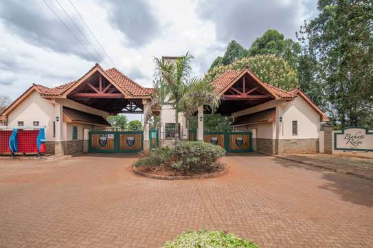 4 Bed Townhouse with En Suite in Thika Road image 2