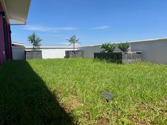4 Bed Townhouse with Garden in Kitisuru image 8