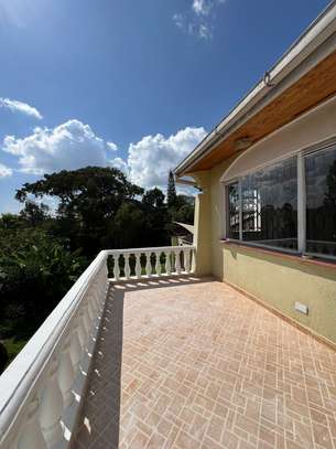 4 Bed House with En Suite at Runda image 5