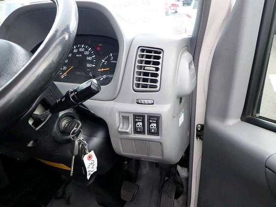 TOYOTA DYNA DOUBLE CABIN image 8