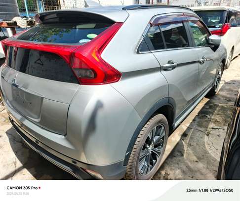 Mitsubishi eclipse cross image 29