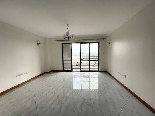 2 Bed Apartment with En Suite at Near Sarit Centre image 1