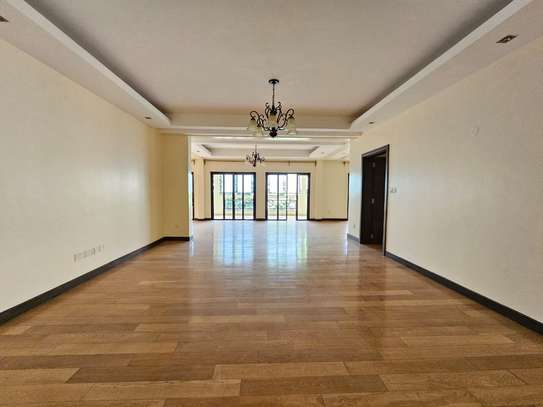 4 Bed Apartment with En Suite at Riverside Dr image 22