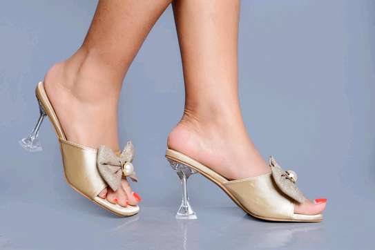 Chunky heels image 1