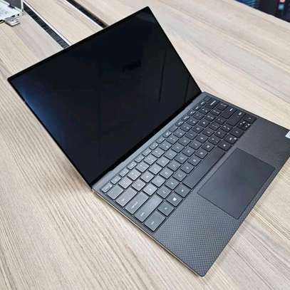 Dell XPS 9300 13.4 inch image 1