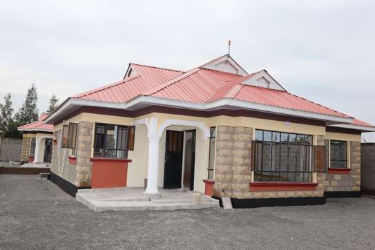3 Bed House with En Suite in Kitengela image 2