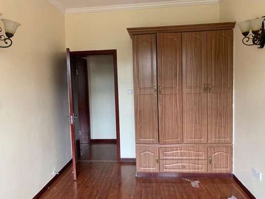 3bedroom apartment 2 bedroom all ensuite image 4