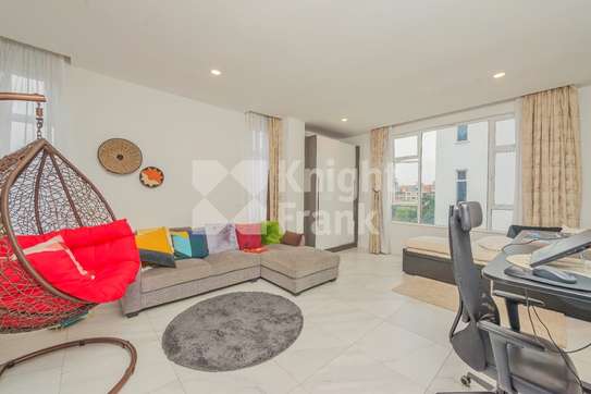 Furnished 3 Bed Apartment with En Suite at Rhapta Road image 3