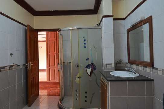 4 Bed House with En Suite in Riara Road image 41