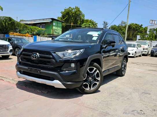 Toyota Rav4 Sunroof Black 2019 image 1