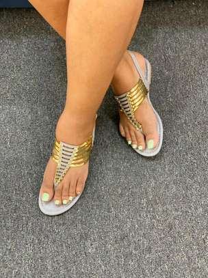 Simple beautiful ladies sandals image 1