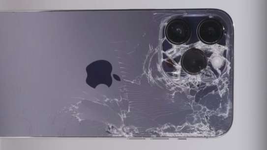 We buy broken phones. Dead ones/not in use image 5