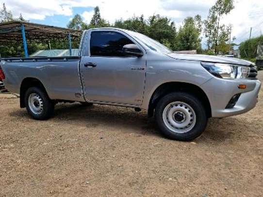 TOYOTA HILUX SINGLE CAB FOR SALE image 3