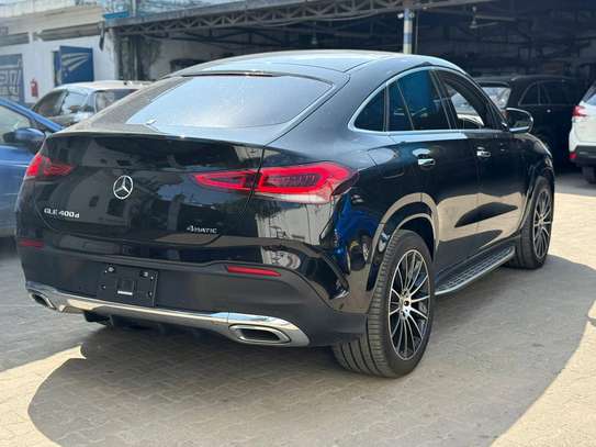 Mercedes Benz GLE400D image 3