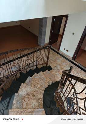 5 Bed Townhouse with En Suite at Lavington image 31