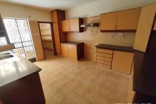 5 Bed Townhouse with En Suite at Lavington Green image 14