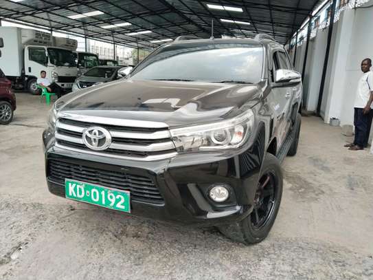 Toyota Hilux Double cabin Auto diesel black on sale image 2