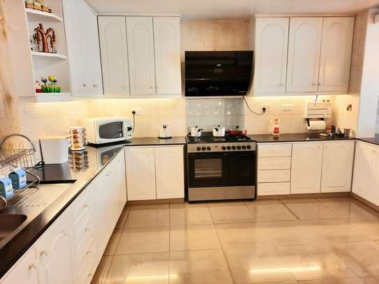 4 Bed Apartment with En Suite at Off Waiyaki Way image 3