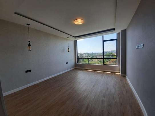 Serviced 2 Bed Apartment with En Suite in Westlands Area image 5