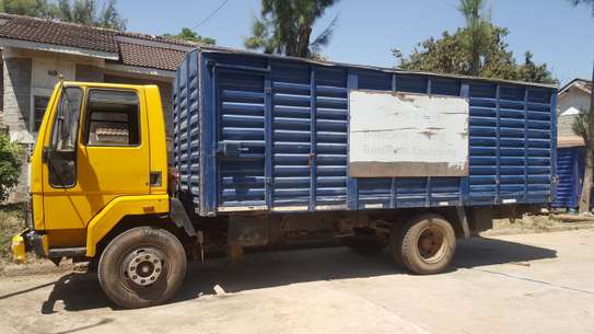 Support truck ready to use image 2