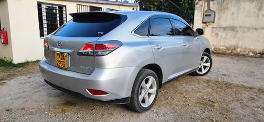 Lexus Rx270 image 11