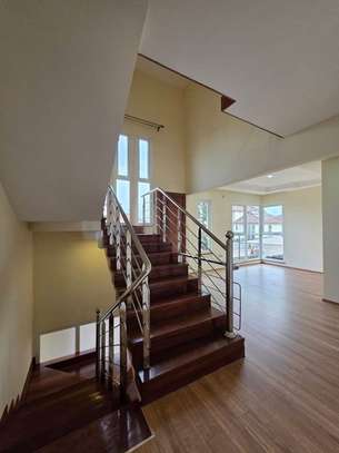 4 Bed Townhouse with En Suite at Runda image 1