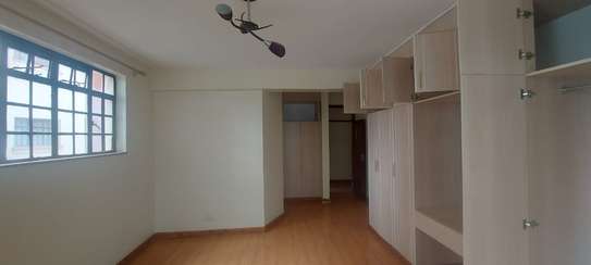 3 Bed Apartment with En Suite at Hatheru Road image 11