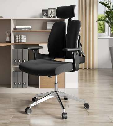 Office Chair : 360° Swivel Office Executive Chair image 12