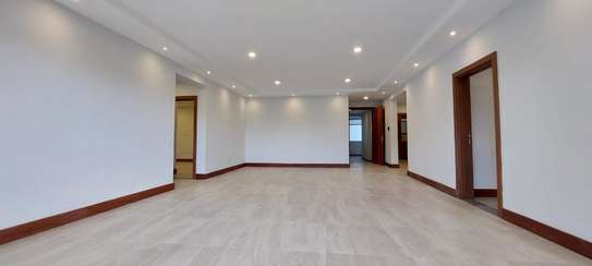 3 Bed Apartment with En Suite at Rhapta Rd image 3