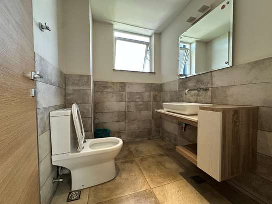Serviced 2 Bed Apartment with En Suite at Kilimani image 35