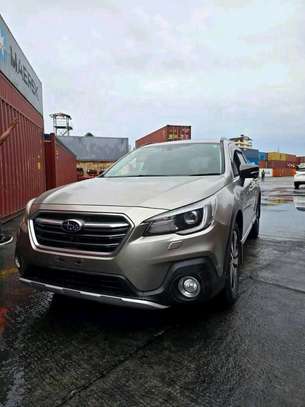 SUBARU OUTBACK image 7
