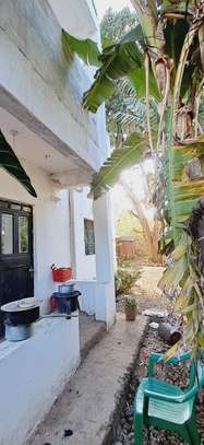 4 Bed House in Malindi image 2