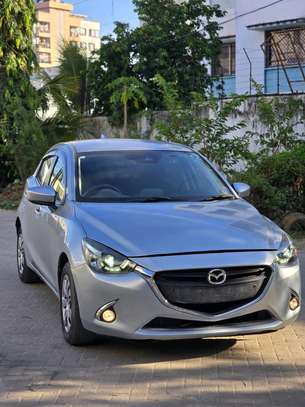 Demio 2018model petrol image 1