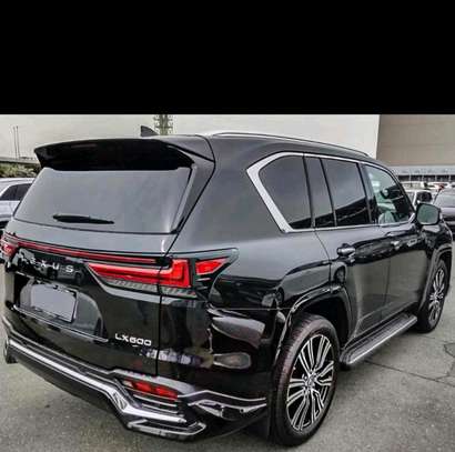 Lexus LX600 Black 2024 Petrol image 8