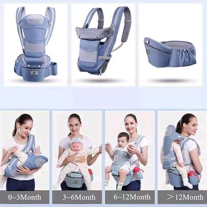 Three in one 3'1 hipseat baby carrier image 1