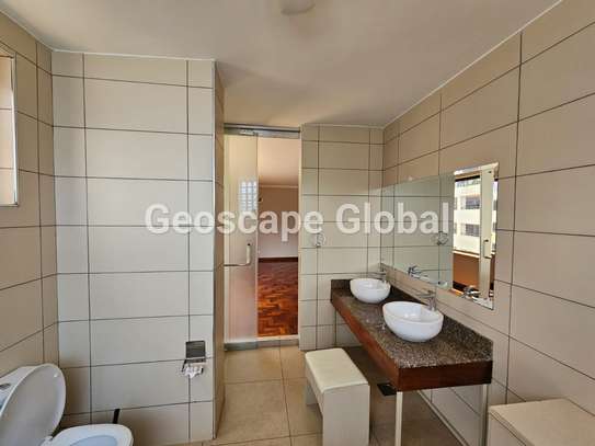 3 Bed Apartment with En Suite in Riverside image 13