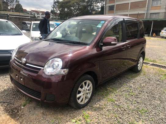 Toyota Sienta (2014) Foreign Used. image 1