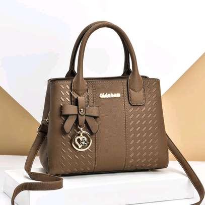 *Quality Original Designer Ladies Business Casual Legit Lv Michael Kors Handbags*

. image 2