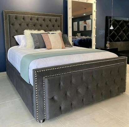 Modern 5*6 chesterfield bed design Kenya image 1